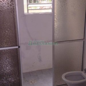 Casa com 106m², 4 dormitórios, 1 vaga, no bairro Marechal Floriano em Caxias do Sul para Comprar