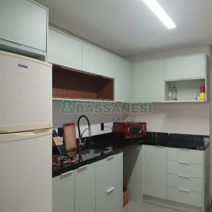 Apto Mobiliado com 55m², 1 dormitório, 1 vaga, no bairro Santa Catarina em Caxias do Sul para Alugar