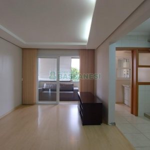 Apartamento com 78m², 2 dormitórios, 2 vagas, no bairro Centro em Caxias do Sul para Comprar