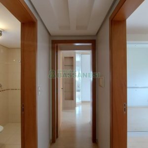 Apartamento com 78m², 2 dormitórios, 2 vagas, no bairro Centro em Caxias do Sul para Comprar