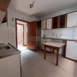 Apartamento com 115m², 3 dormitórios, 1 vaga, no bairro Lourdes em Caxias do Sul para Alugar