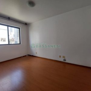 Apartamento com 115m², 3 dormitórios, 1 vaga, no bairro Lourdes em Caxias do Sul para Alugar