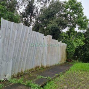 Terreno com 530m², no bairro Treviso em Caxias do Sul para Comprar