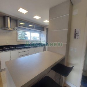 Apto Mobiliado com 58m², 2 dormitórios, 1 vaga, no bairro Bela Vista em Caxias do Sul para Comprar