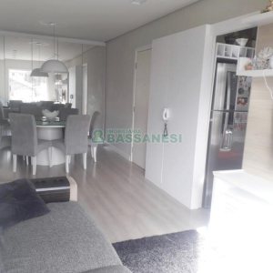 Apartamento com 70m², 2 dormitórios, 2 vagas, no bairro São José em Caxias do Sul para Comprar