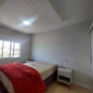 Apto Mobiliado com 55m², 2 dormitórios, 1 vaga, no bairro Bela Vista em Caxias do Sul para Comprar