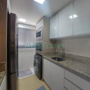 Apto Mobiliado com 55m², 2 dormitórios, 1 vaga, no bairro Bela Vista em Caxias do Sul para Comprar