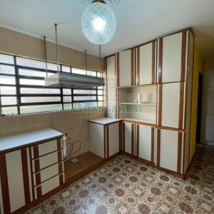 Casa com 200m², 4 dormitórios, 1 vaga, no bairro Nossa Senhora de Lourdes em Caxias do Sul para Comprar