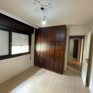 Casa com 200m², 4 dormitórios, 1 vaga, no bairro Nossa Senhora de Lourdes em Caxias do Sul para Comprar