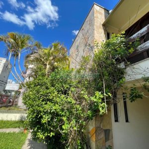 Casa com 200m², 4 dormitórios, 1 vaga, no bairro Nossa Senhora de Lourdes em Caxias do Sul para Comprar