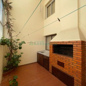 Casa com 200m², 4 dormitórios, 1 vaga, no bairro Nossa Senhora de Lourdes em Caxias do Sul para Comprar