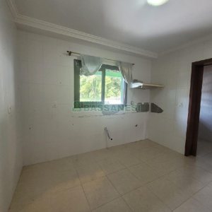 Predio com 298m², no bairro Nossa Senhora de Fátima em Caxias do Sul para Alugar ou Comprar