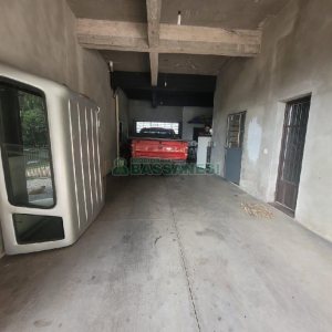Predio com 298m², no bairro Nossa Senhora de Fátima em Caxias do Sul para Alugar ou Comprar