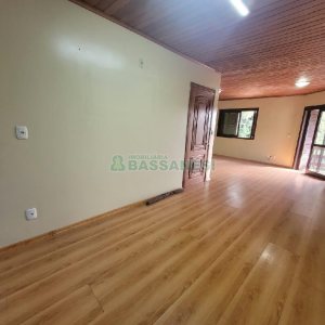 Predio com 298m², no bairro Nossa Senhora de Fátima em Caxias do Sul para Alugar ou Comprar