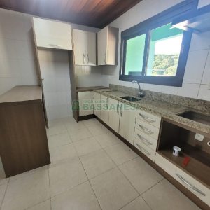 Predio com 298m², no bairro Nossa Senhora de Fátima em Caxias do Sul para Alugar ou Comprar