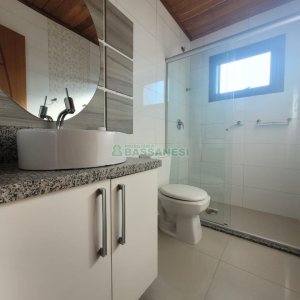 Predio com 298m², no bairro Nossa Senhora de Fátima em Caxias do Sul para Alugar ou Comprar