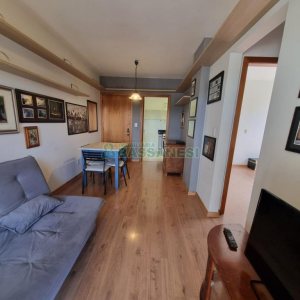 Apto Mobiliado com 68m², 2 dormitórios, 1 vaga, no bairro Centro em Caxias do Sul para Alugar