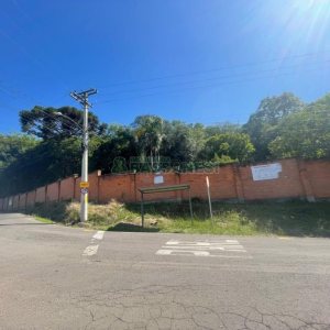 Terreno com 1271m², no bairro São Virgílio em Caxias do Sul para Comprar