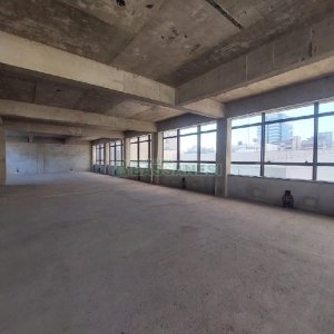 Sala com 600m², no bairro Centro em Caxias do Sul para Alugar