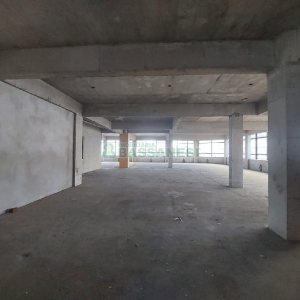 Sala com 600m², no bairro Centro em Caxias do Sul para Alugar