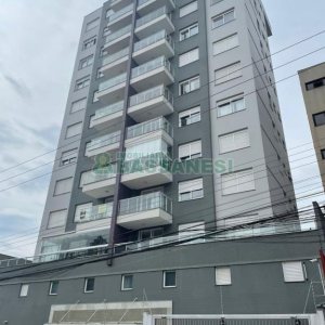 Apartamento com 120m², 3 dormitórios, 2 vagas, no bairro Exposição em Caxias do Sul para Comprar