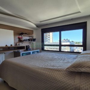 Apto Mobiliado com 160m², 3 dormitórios, 2 vagas, no bairro São Pelegrino em Caxias do Sul para Alugar