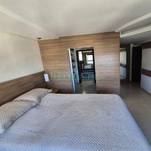 Apto Mobiliado com 160m², 3 dormitórios, 2 vagas, no bairro São Pelegrino em Caxias do Sul para Alugar