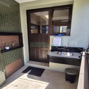 Apto Mobiliado com 160m², 3 dormitórios, 2 vagas, no bairro São Pelegrino em Caxias do Sul para Alugar