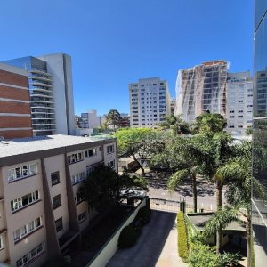 Apto Mobiliado com 160m², 3 dormitórios, 2 vagas, no bairro São Pelegrino em Caxias do Sul para Alugar