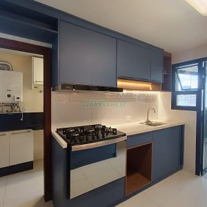 Apto Mobiliado com 160m², 3 dormitórios, 2 vagas, no bairro São Pelegrino em Caxias do Sul para Alugar