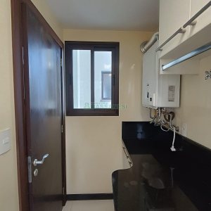 Apto Mobiliado com 160m², 3 dormitórios, 2 vagas, no bairro São Pelegrino em Caxias do Sul para Alugar