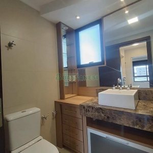 Apto Mobiliado com 160m², 3 dormitórios, 2 vagas, no bairro São Pelegrino em Caxias do Sul para Alugar