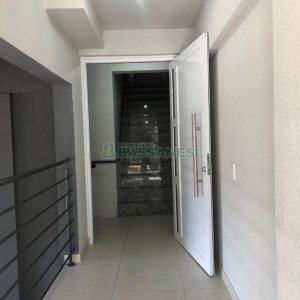 Apartamento com 61m², 2 dormitórios, 1 vaga, no bairro Desvio Rizzo em Caxias do Sul para Comprar