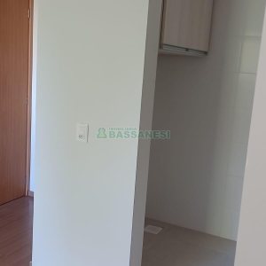 Apartamento com 61m², 2 dormitórios, 1 vaga, no bairro Desvio Rizzo em Caxias do Sul para Comprar