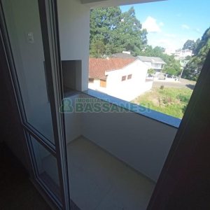 Apartamento com 61m², 2 dormitórios, 1 vaga, no bairro Desvio Rizzo em Caxias do Sul para Comprar