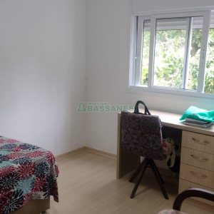 Apartamento com 81m², 2 dormitórios, 1 vaga, no bairro Petrópolis em Caxias do Sul para Comprar