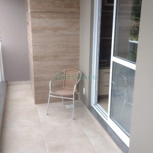 Apartamento com 81m², 2 dormitórios, 1 vaga, no bairro Petrópolis em Caxias do Sul para Comprar