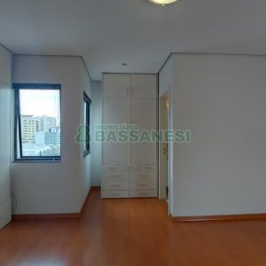 Casa Comercial com 300m², 3 dormitórios, no bairro Nossa Senhora de Lourdes em Caxias do Sul para Alugar ou Comprar
