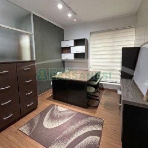 Sala Mobiliada com 36m², no bairro Centro em Caxias do Sul para Alugar ou Comprar