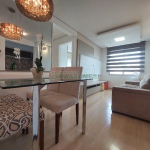 Apto Mobiliado com 60m², 2 dormitórios, 1 vaga, no bairro São Caetano em Caxias do Sul para Alugar