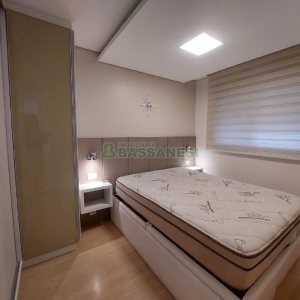 Apto Mobiliado com 60m², 2 dormitórios, 1 vaga, no bairro São Caetano em Caxias do Sul para Alugar