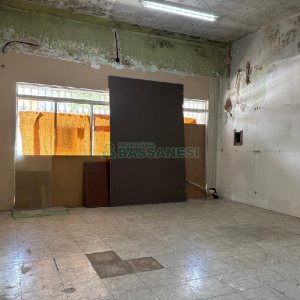 Loja com 180m², no bairro Lourdes em Caxias do Sul para Alugar