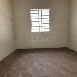 Loja com 180m², no bairro Lourdes em Caxias do Sul para Alugar