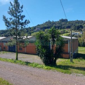 Pavilhão com 2100m², no bairro Linha 40 em Caxias do Sul para Alugar