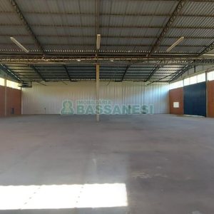 Pavilhão com 2100m², no bairro Linha 40 em Caxias do Sul para Alugar