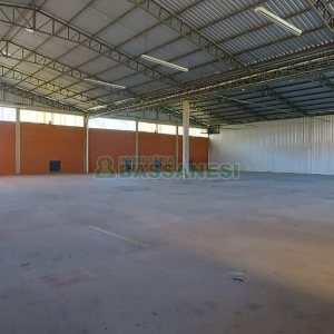 Pavilhão com 2100m², no bairro Linha 40 em Caxias do Sul para Alugar