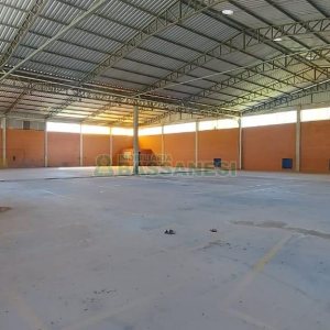 Pavilhão com 2100m², no bairro Linha 40 em Caxias do Sul para Alugar