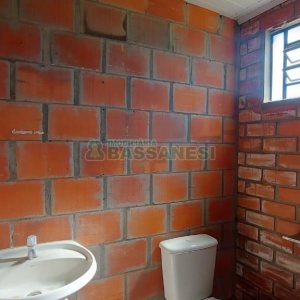 Pavilhão com 2100m², no bairro Linha 40 em Caxias do Sul para Alugar