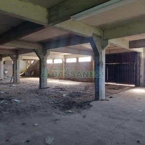 Pavilhão com 2100m², no bairro Linha 40 em Caxias do Sul para Alugar