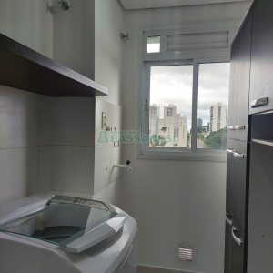 Apto Mobiliado com 37m², 1 dormitório, 1 vaga, no bairro Petrópolis em Caxias do Sul para Comprar